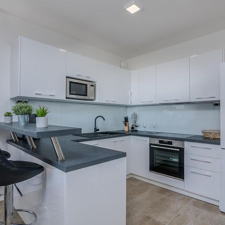 Appartment Divine Крк Экстерьер фото