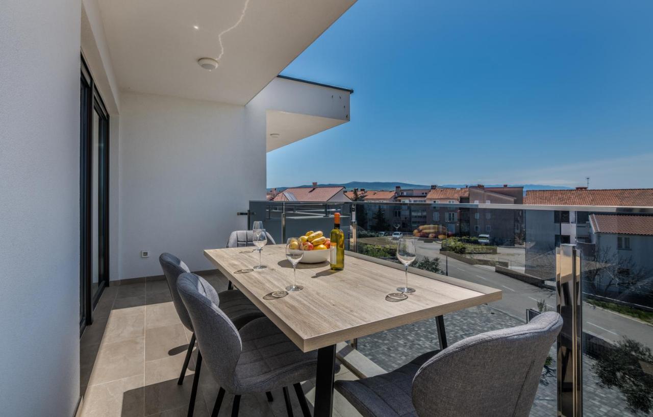 Appartment Divine Крк Экстерьер фото